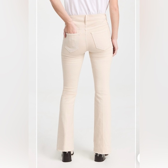 🔥Mother TheWekender Fray Cream Flare Jeans🔥 - Picture 2 of 10